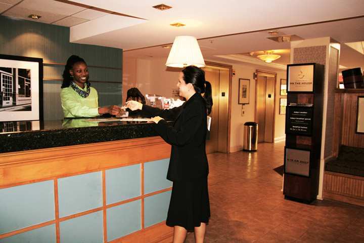 Hampton Inn & Suites אנאפוליס מראה חיצוני תמונה
