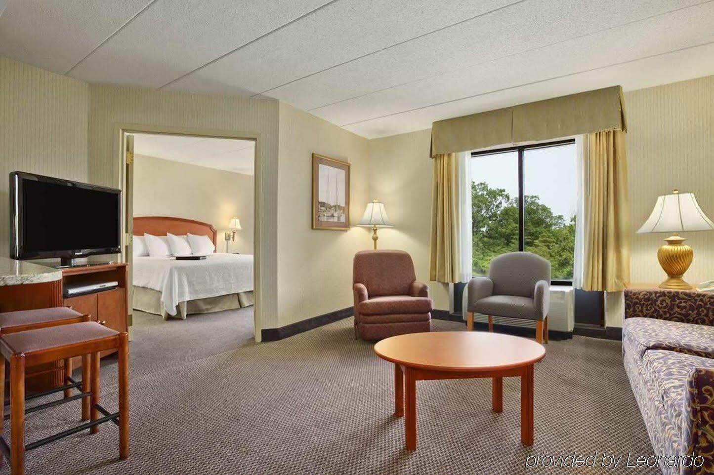 Hampton Inn & Suites אנאפוליס מראה חיצוני תמונה